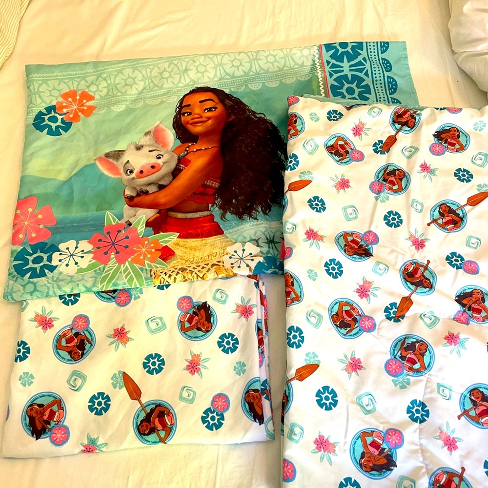 Moana toddler bedding set